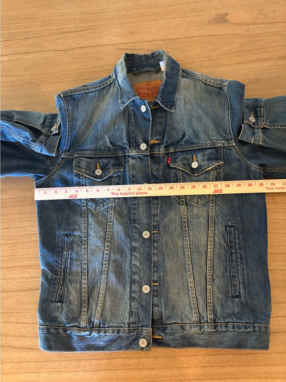 Levi's Men's Faded Blue Denim Trucker Jacket - Medium - Picture 2 of 9
